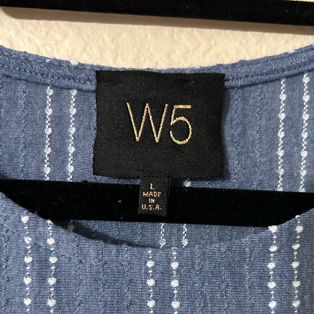 W5 Women's Blue Tie-Front Top - Picture 2 of 5
